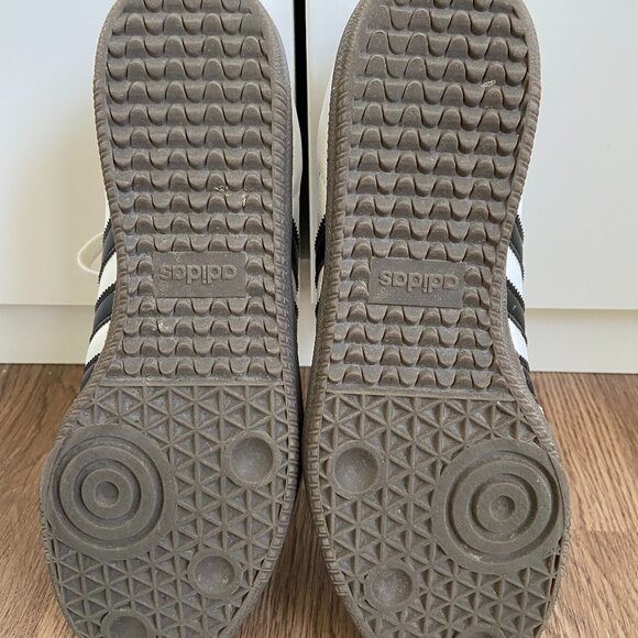 Adidas Women's White and Black Sneakers - Picture 6 of 9